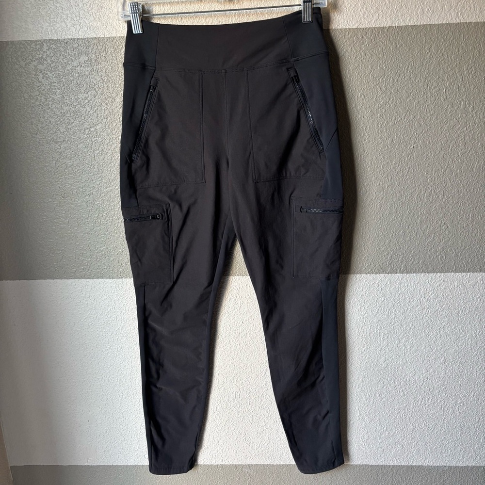 Athleta Black Performance Cargo Leggings
